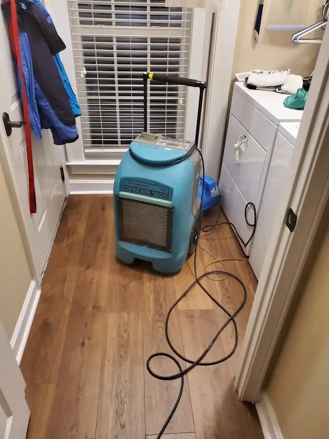 Commercial dehumidifier deployed for Crawl Space Restoration in Shelby